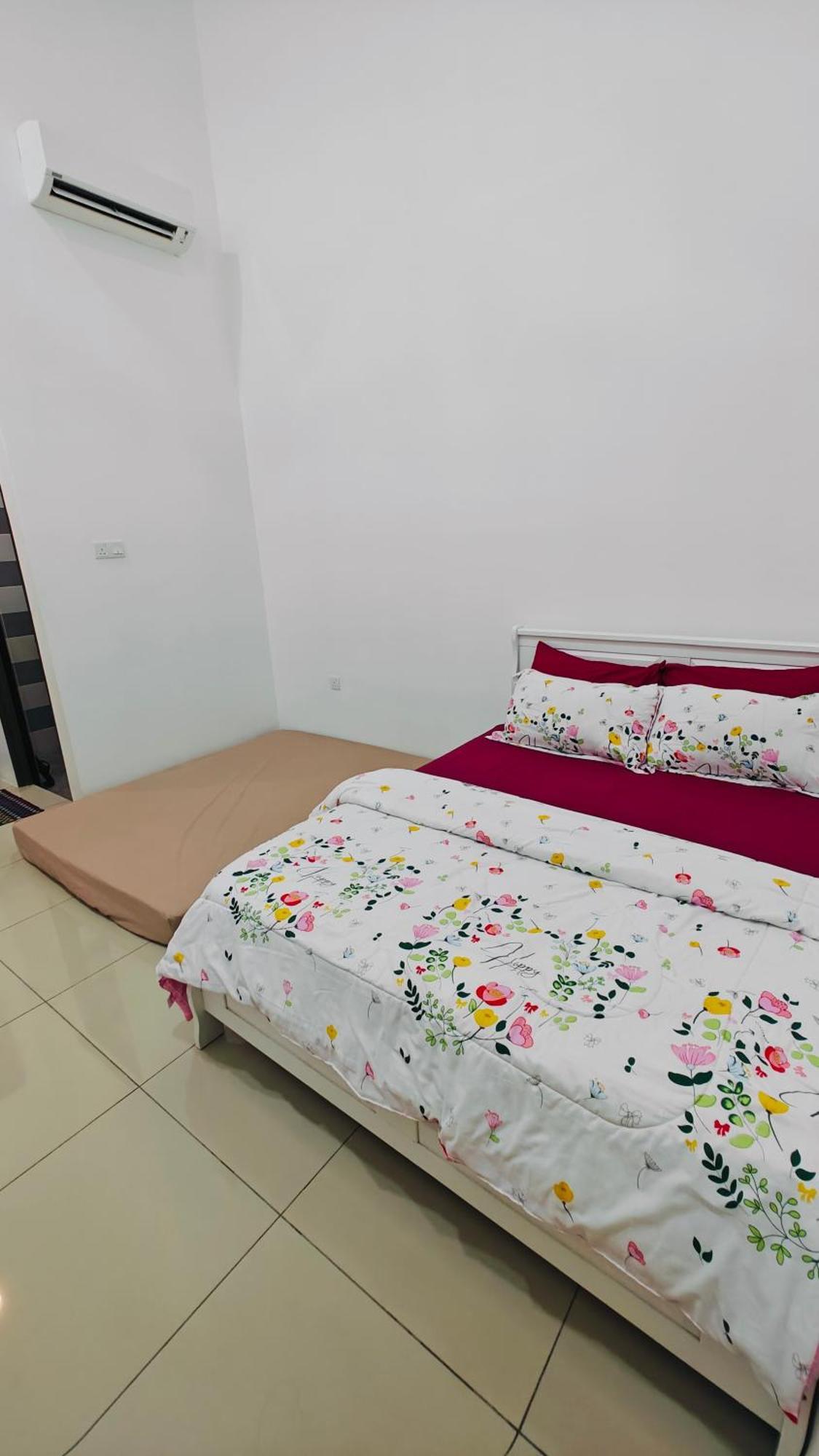 Tuah Fully Aircond Wifi Netflix M0slim Only Alor Setar