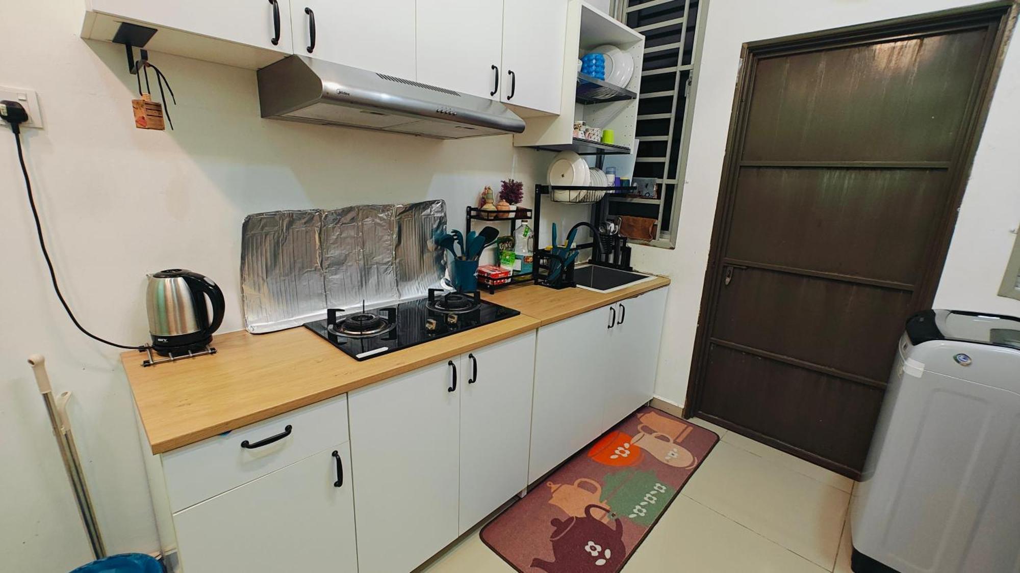 Tuah Fully Aircond Wifi Netflix M0slim Only Holiday home